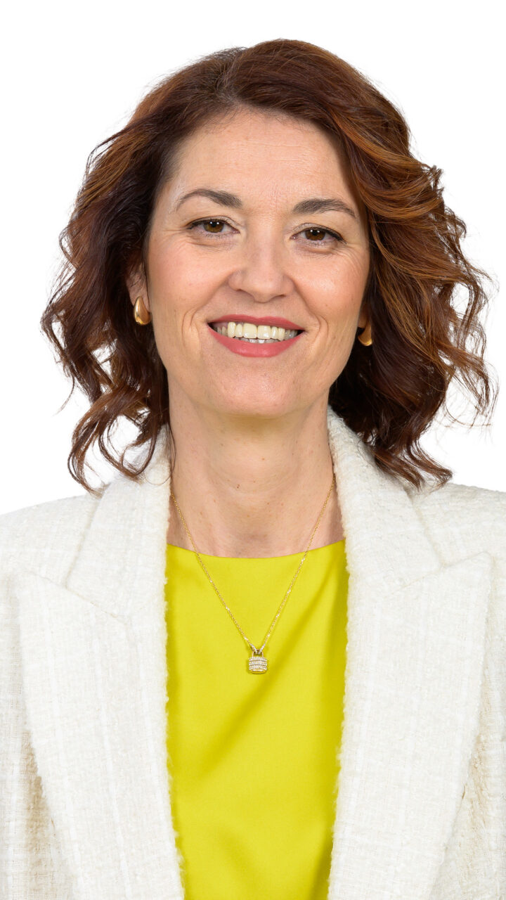 https://www.skupajvakcijo.si/wp-content/uploads/2026/02/FurlanLea-720x1280.jpg