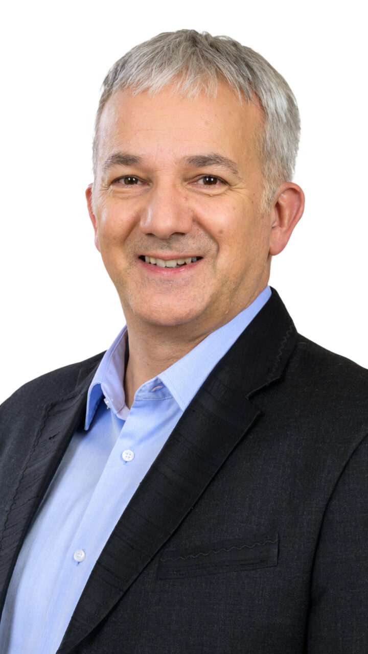 https://www.skupajvakcijo.si/wp-content/uploads/2026/02/JeramIgor-720x1280.jpg