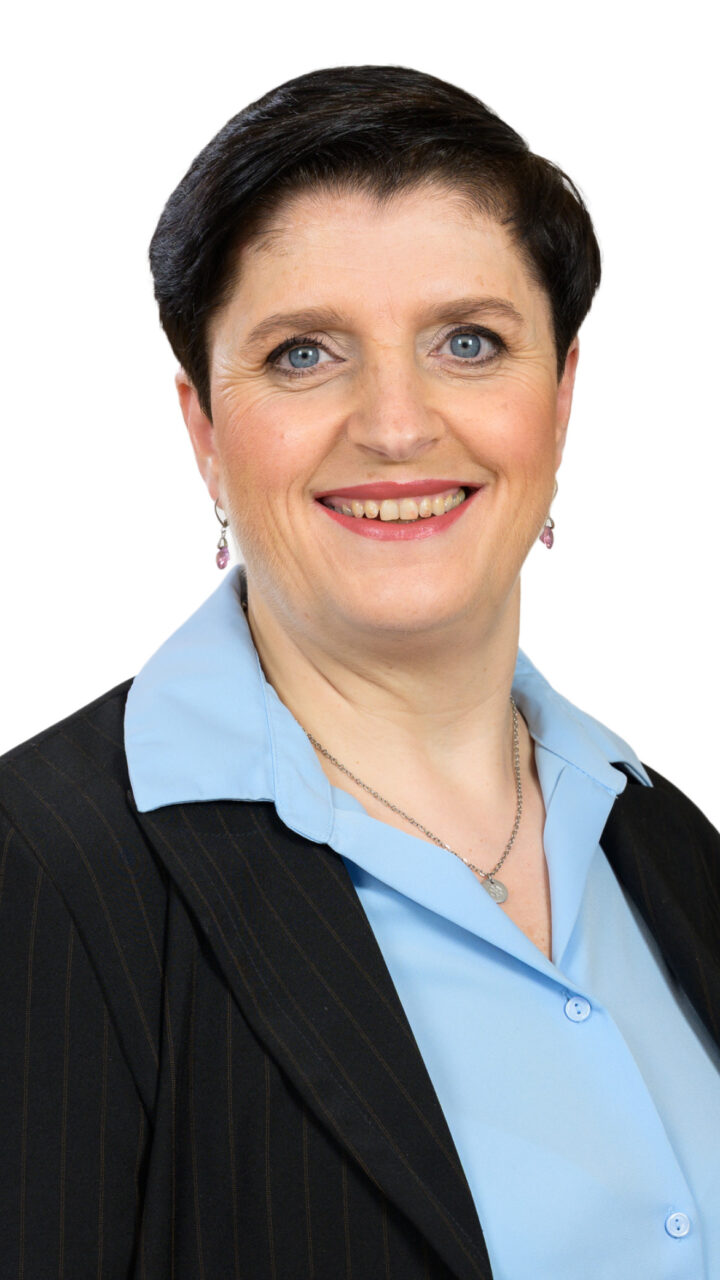 https://www.skupajvakcijo.si/wp-content/uploads/2026/02/JuvanVeronika-720x1280.jpg