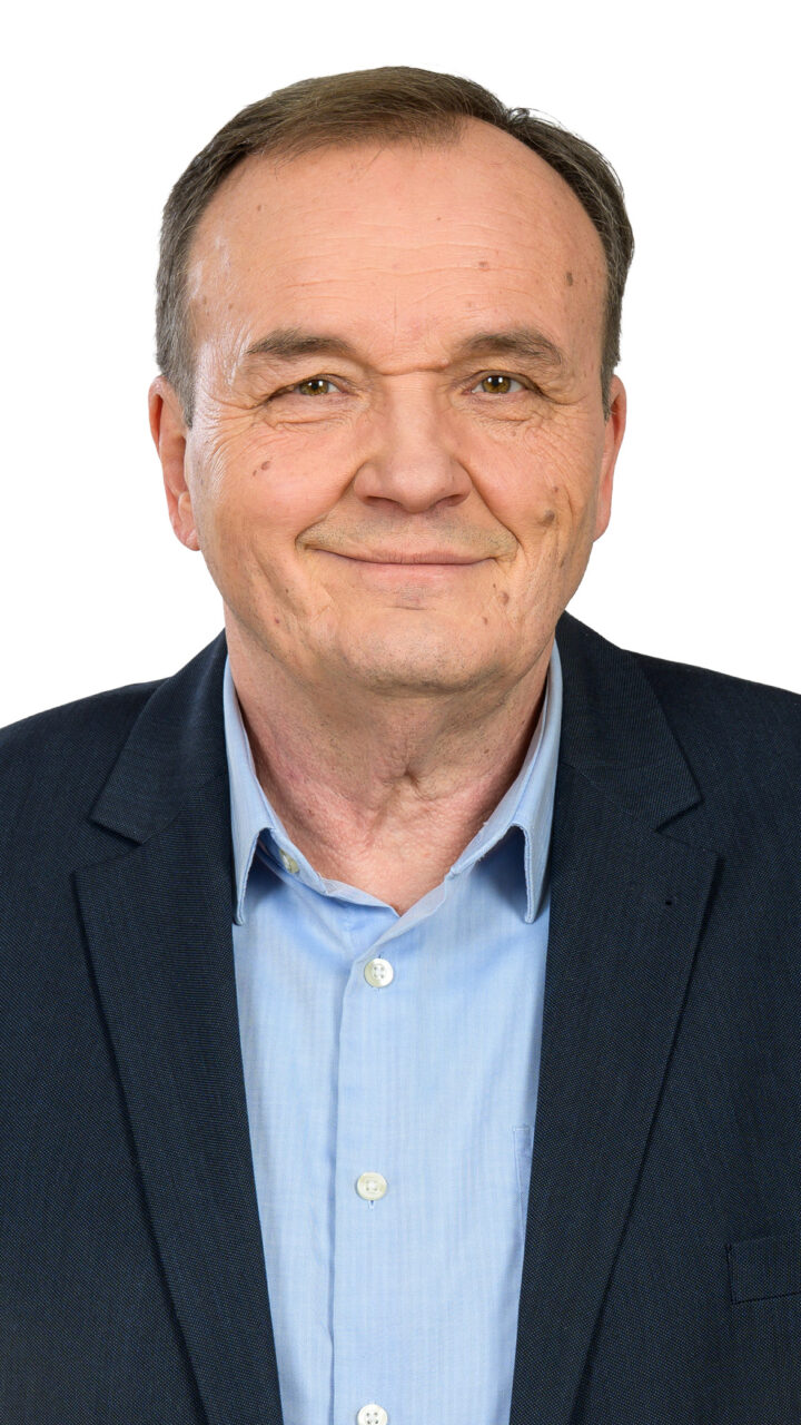 https://www.skupajvakcijo.si/wp-content/uploads/2026/02/ZdolsekFranc-720x1280.jpg